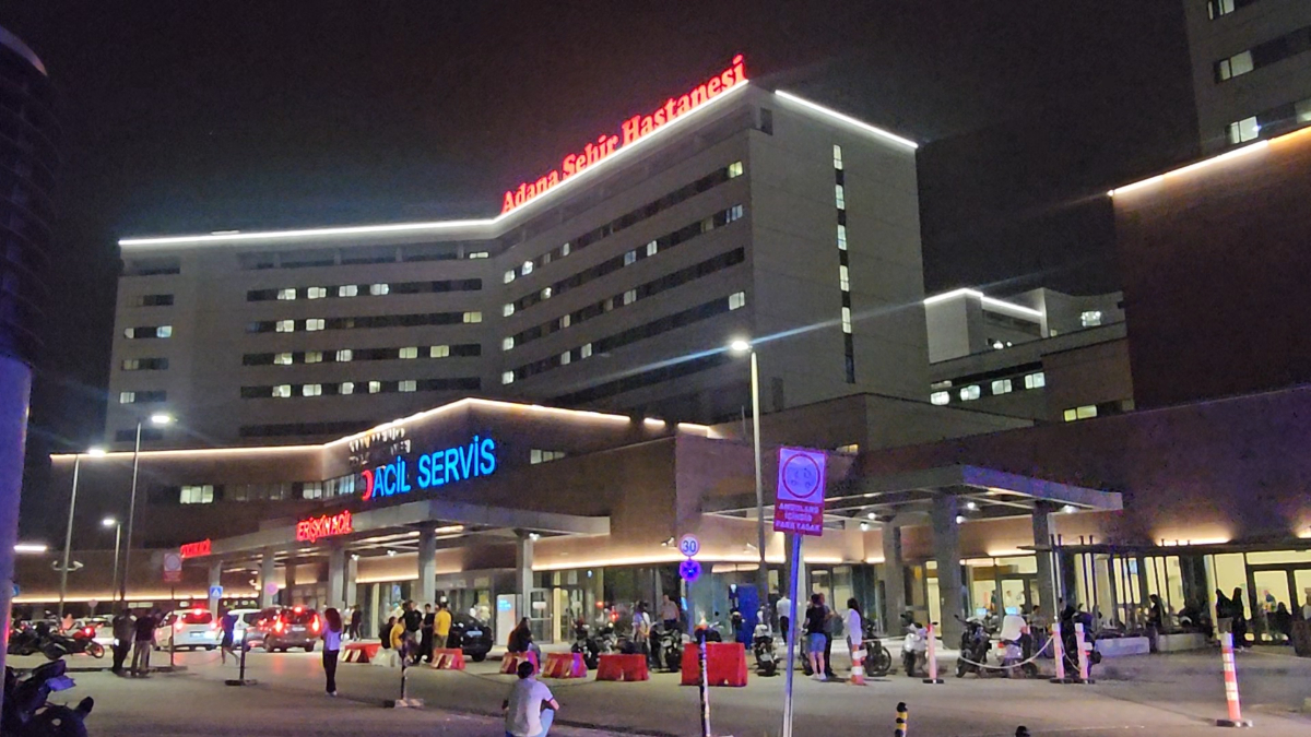 Adana’da iş yerinin önünde beklerken silahlı saldırıda öldü