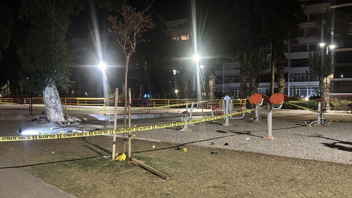 İzmir’de iki grup arasında silahlı kavga: 1 ölü, 6 yaralı