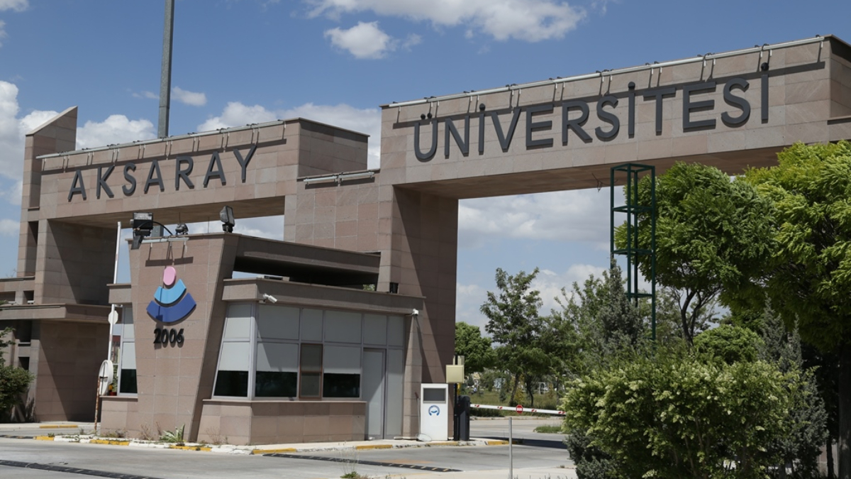 Üniversitenin Fen Bilgisi Öğretmenliği Bölümü’ne bu yıl hiç öğrenci gelmedi