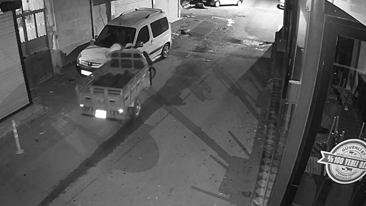 Adana’da diyalize giderken kullandığı motosiklet çalındı: Aile yetkililerden yardım istedi