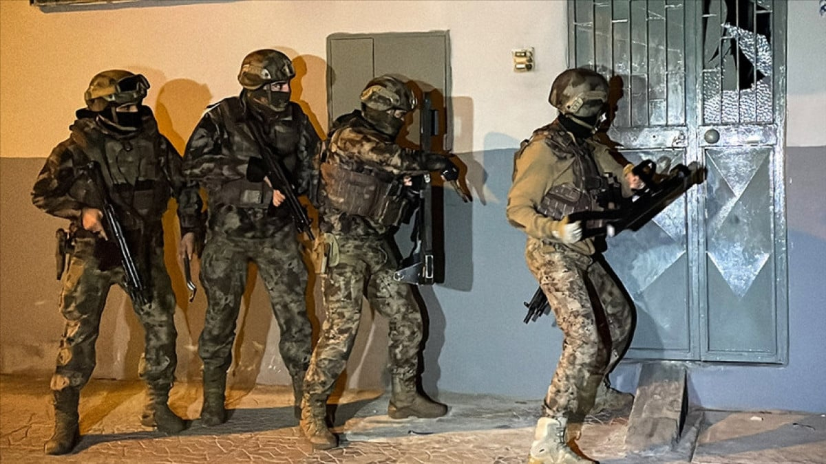 Ankara’da DEAŞ operasyonu: 13 yabancı uyruklu gözaltına alındı