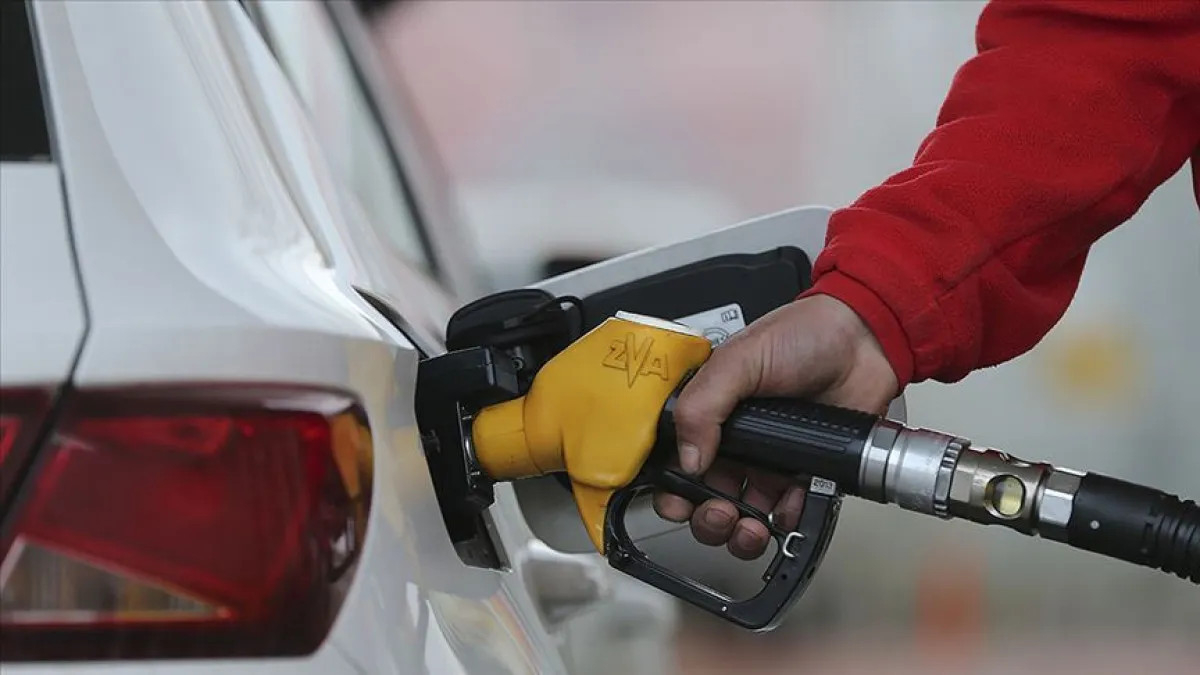 Araç sahiplerine müjde: Benzin ve motorine indirim geliyor