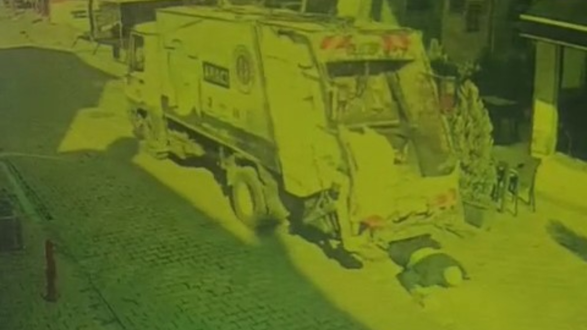 Çanakkale’de yaşlı adam kamyonun altında kaldı