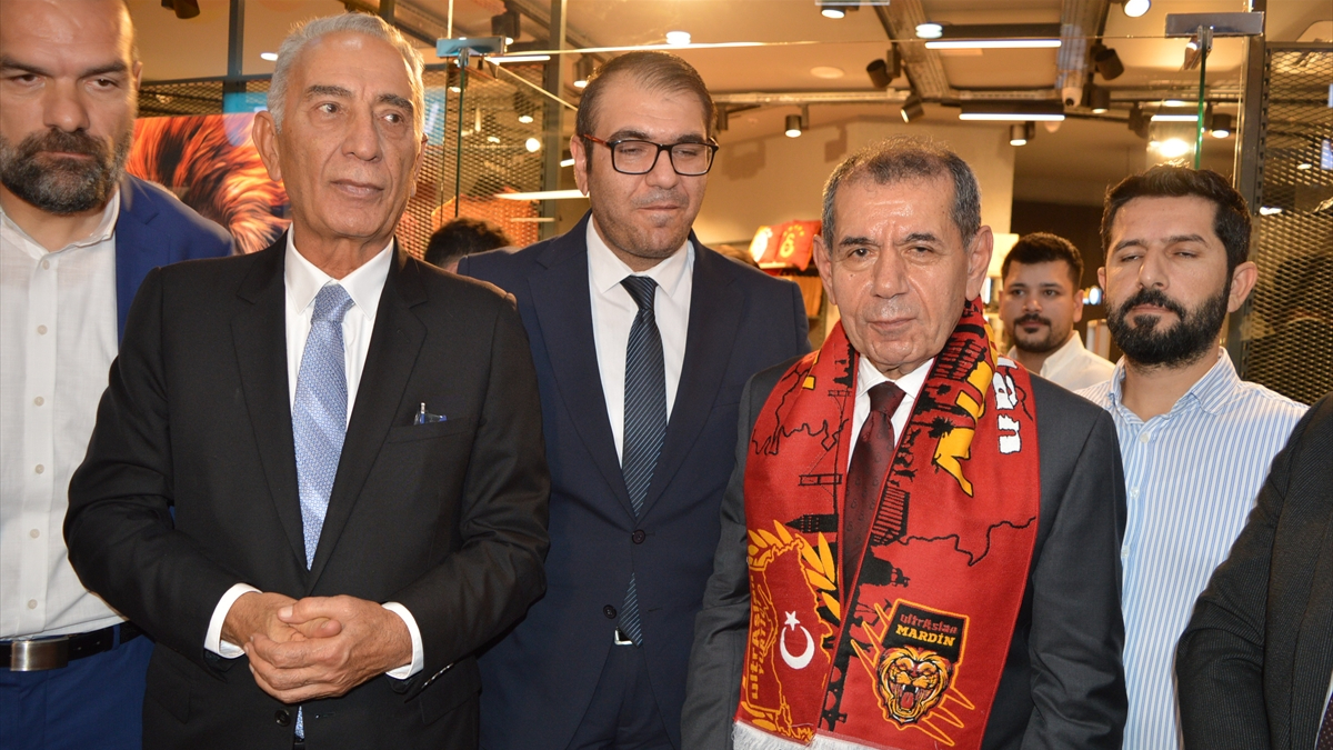 Dursun Özbek, Mardin’de GS Store mağazasının açılışını yaptı