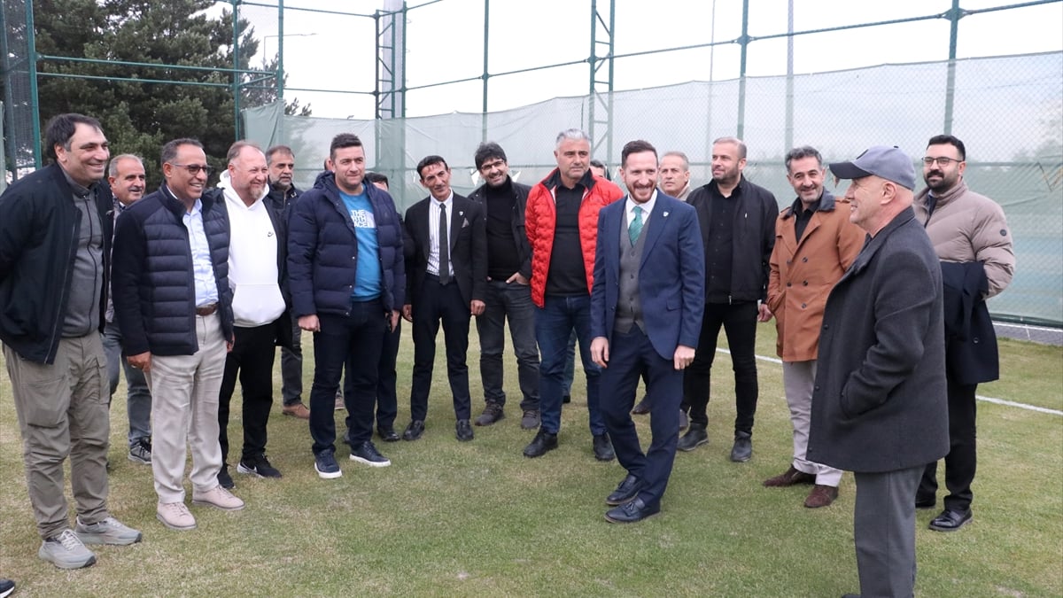 Erzurumspor’un şampiyon kadrosu 27 yıl sonra buluştu