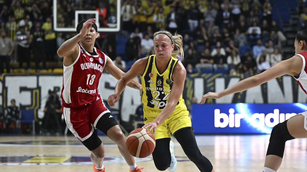 Fenerbahçe’den Olympiakos’a 21 sayı fark