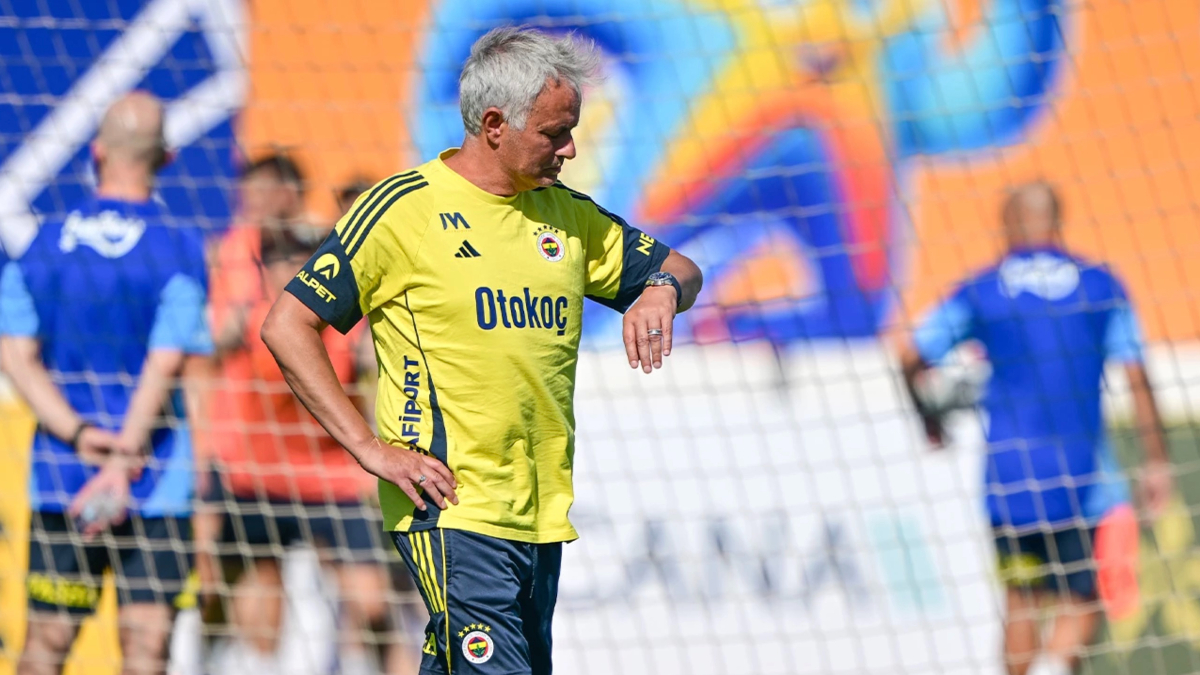 Fenerbahçe’nin Portekiz kampına Mourinho’nun ısrarıyla gidildi iddiası