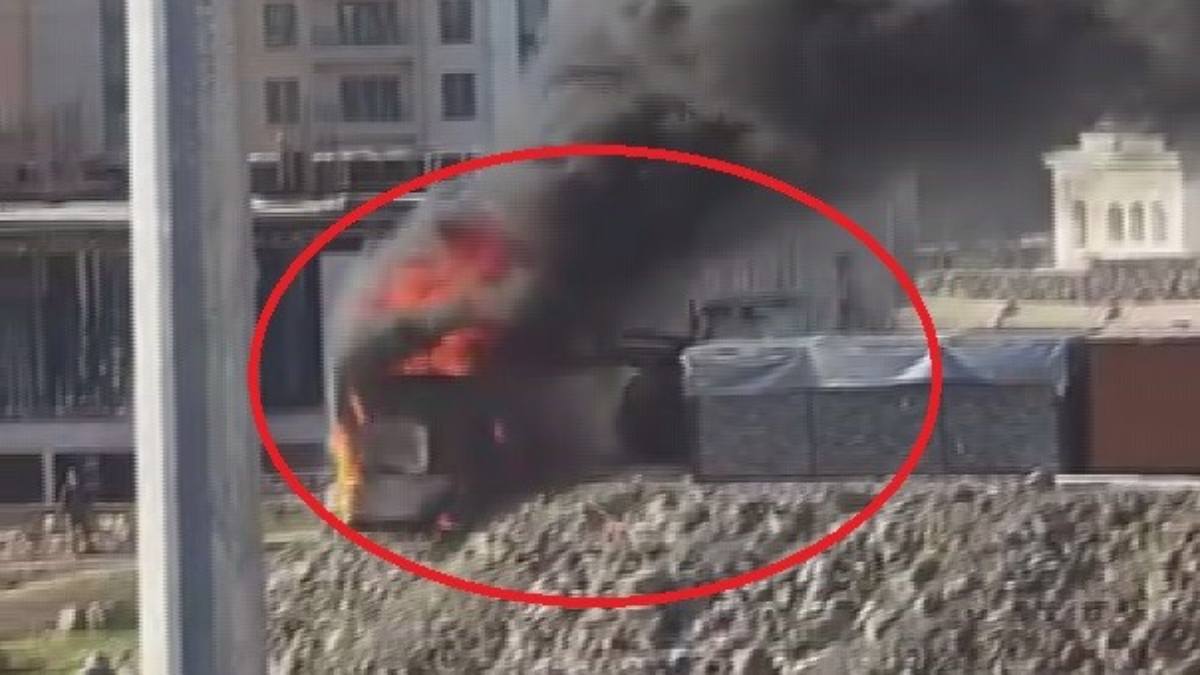 Hatay’da yanan konteyneri uçurumdan yuvarladı