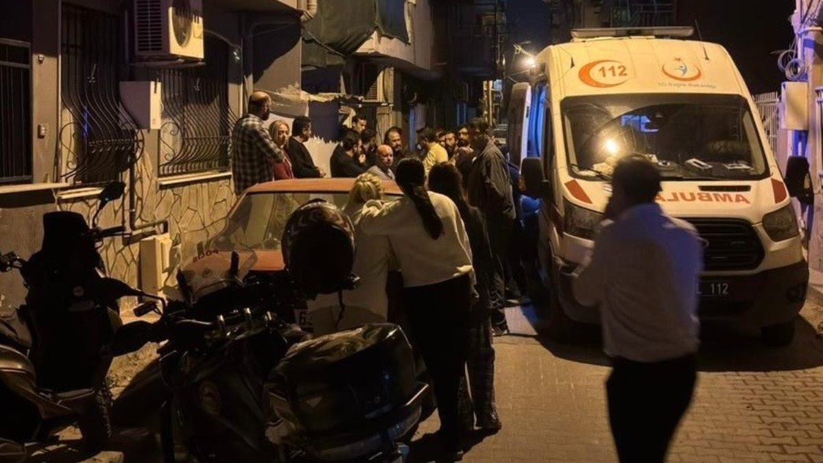 İzmir’de 70 yaşındaki adam yatalak eşini öldürdü