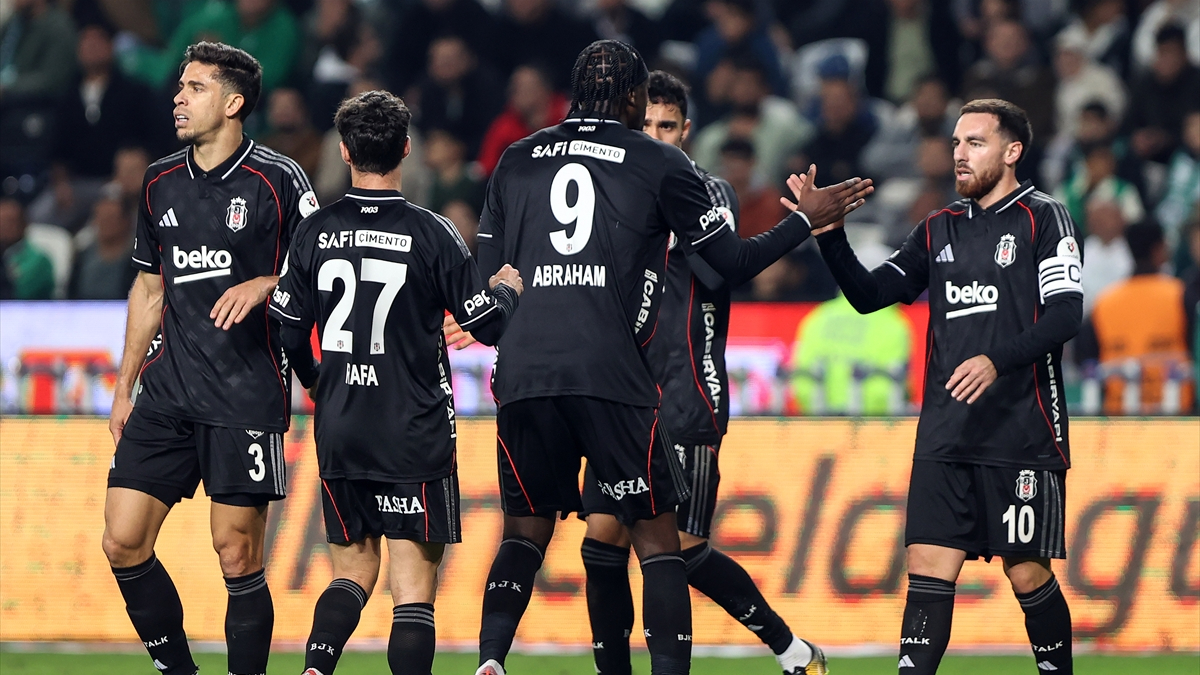 Kasımpaşa – Beşiktaş maçının ilk 11’leri