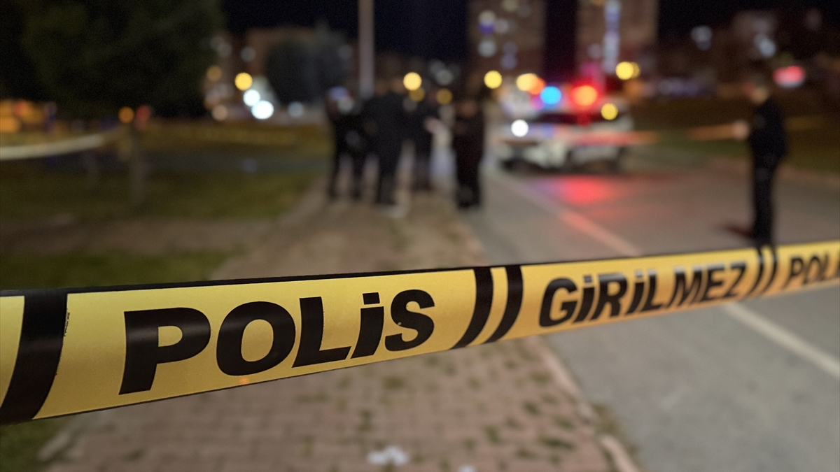 Kayseri’de bıçaklı kavgada 4 kişi yaralandı