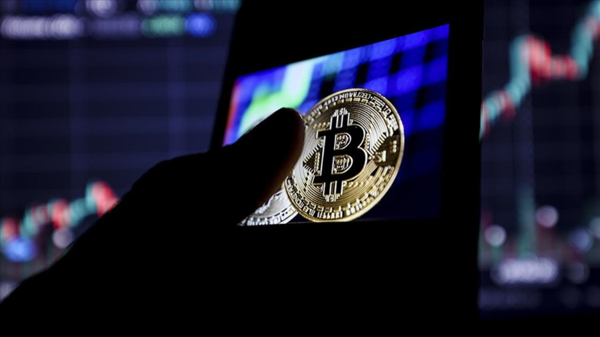 Kripto piyasasında son durum: Bitcoin, Ethereum, altcoinler düştü