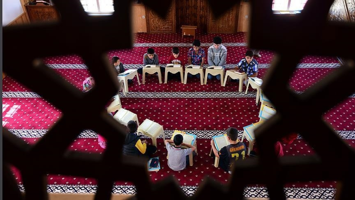 Kur’an kurslarında bu yıl 2,5 milyondan fazla çocuğa eğitim verildi