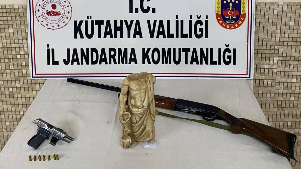 Kütahya’da tarihi eser operasyonu düzenlendi