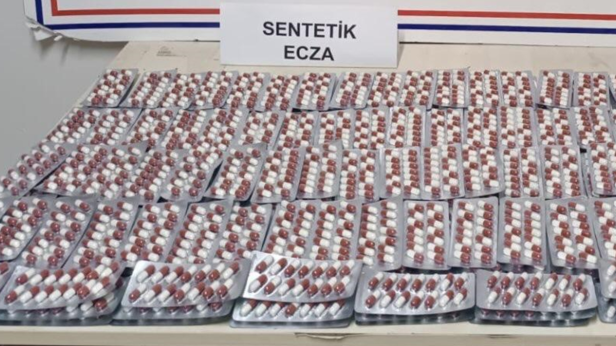 Manisa’da binlerce sentetik hap ele geçirildi