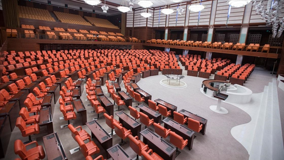 Meclis Genel Kurulu’nda gündem tezkereler