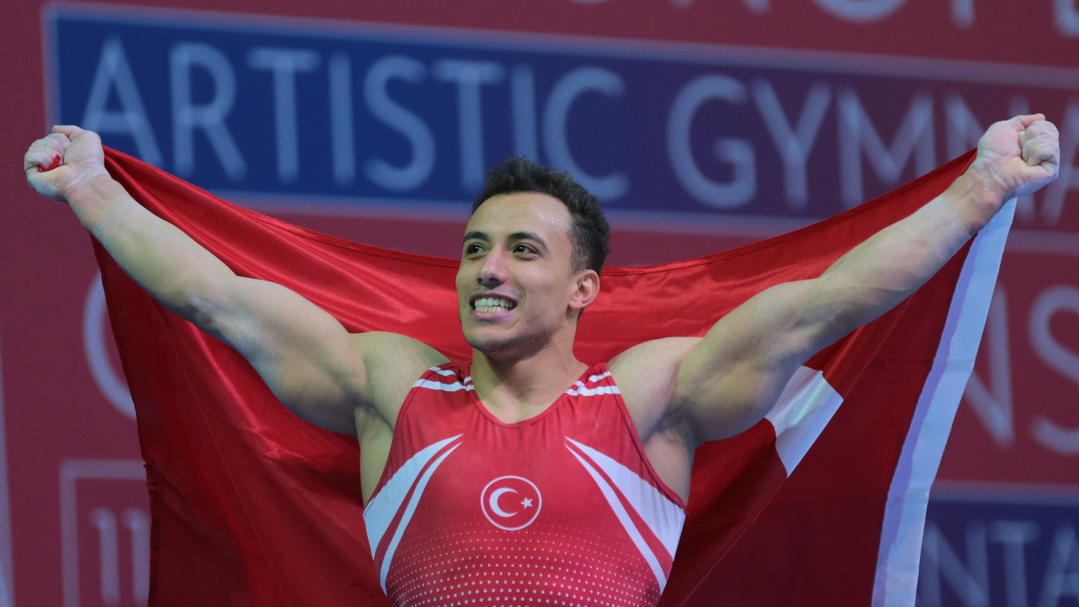 Milli cimnastikçi Adem Asil dünya 2’ncisi oldu