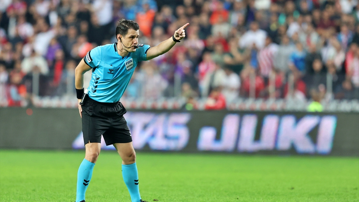 Milli maç yönetecek! UEFA’dan Halil Umut Meler’e görev