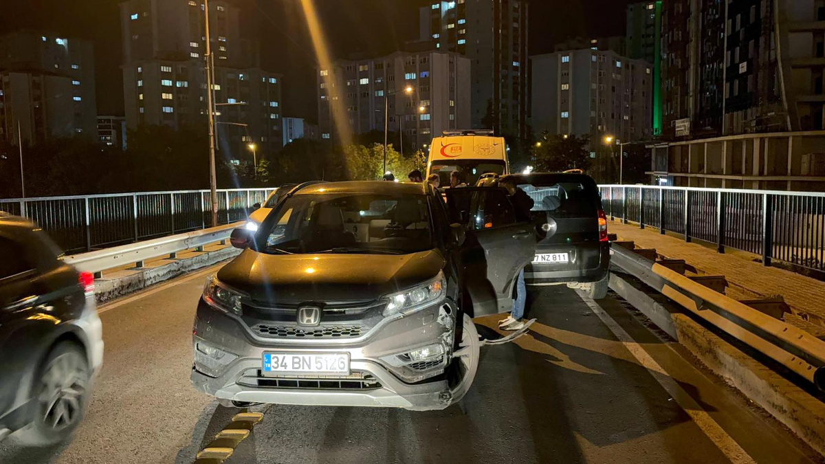 Tekirdağ’da alkollü kadın sürücü karşı şeride geçip kaza yaptı