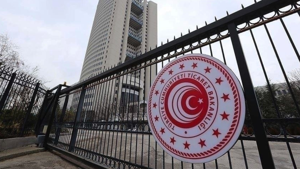 Ticaret Bakanlığı’ndan üç başarılı narkotik operasyonu: 1,3 ton uyuşturucu ele geçirildi