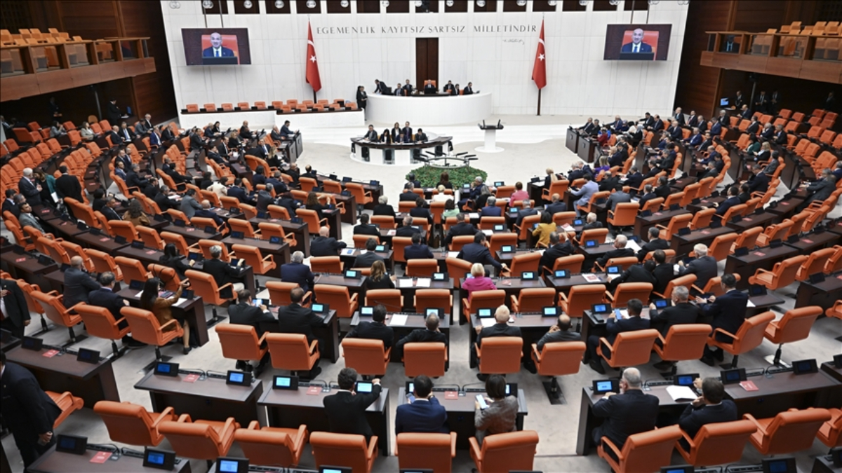 Türk askerinin Irak ve Suriye’deki görev süresi uzatılabilir: Tezkere TBMM’de