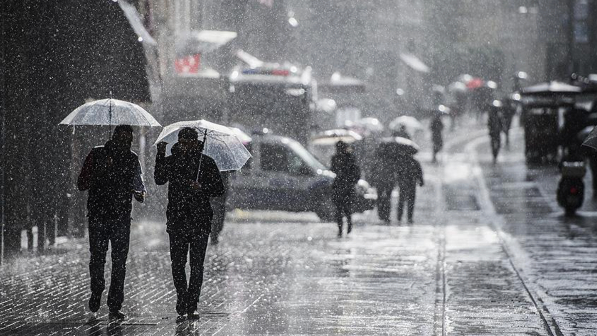 Türkiye’yi yağışlı günler bekliyor: Hava sıcaklığı hissedilir derecede düşüyor
