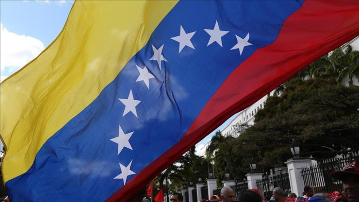 Venezuela, Karayip Denizi kıyılarında 72 saatlik askeri tatbikat başlattı