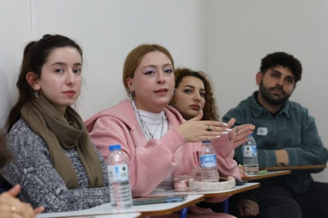 209017-692c67703dfcc