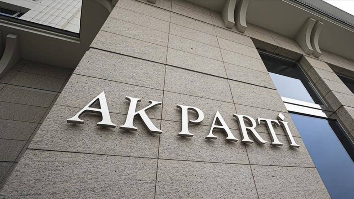 AK Parti’de 5 ile yeni il başkanı atandı