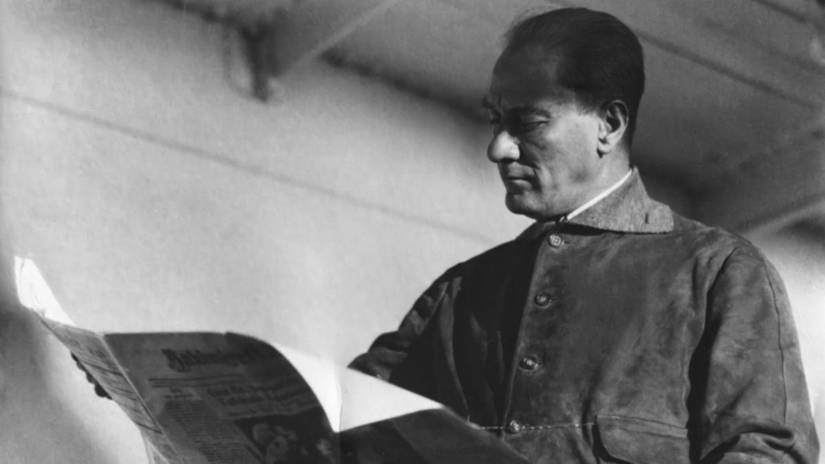 Atatürk, aramızdan ayrılışının 87. yılında anılıyor