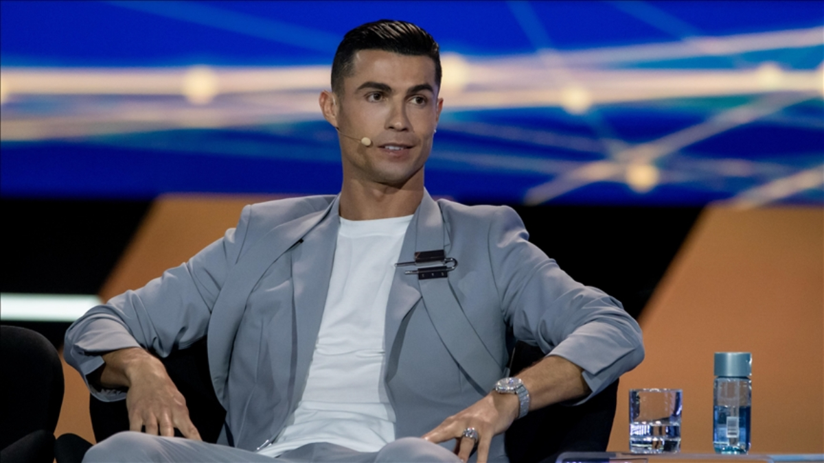 Cristiano Ronaldo’dan “Messi mi, Ronaldo mu?” sorusuna net yanıt: Alçakgönüllü olmayacağım