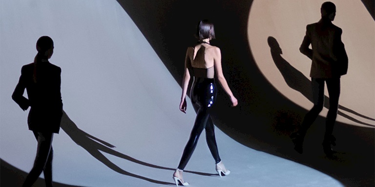 Defile Sanatı: Vitra Design Museum’dan Moda Gösterilerine Adanmış İlk Büyük Sergi