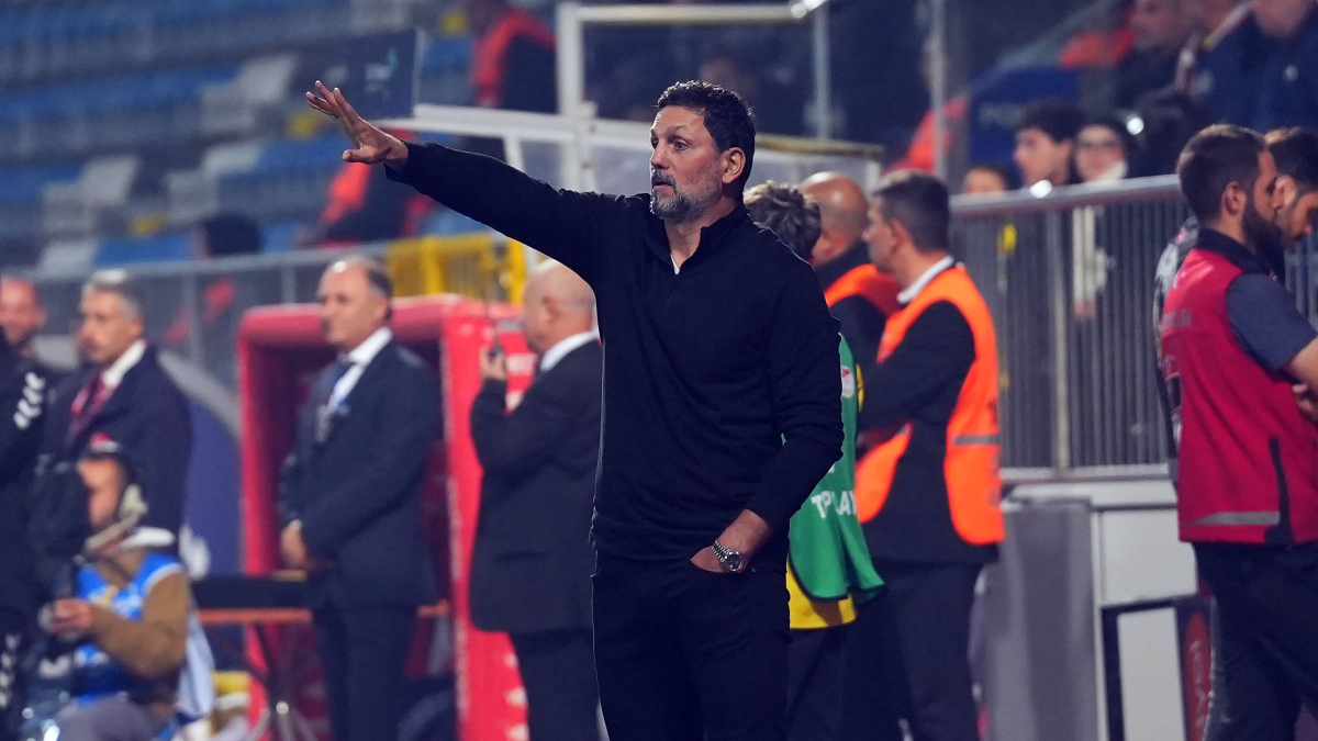 Erol Bulut’tan “köstebek” iddiası: Kulüpten biri tüm taktikleri sızdırdı