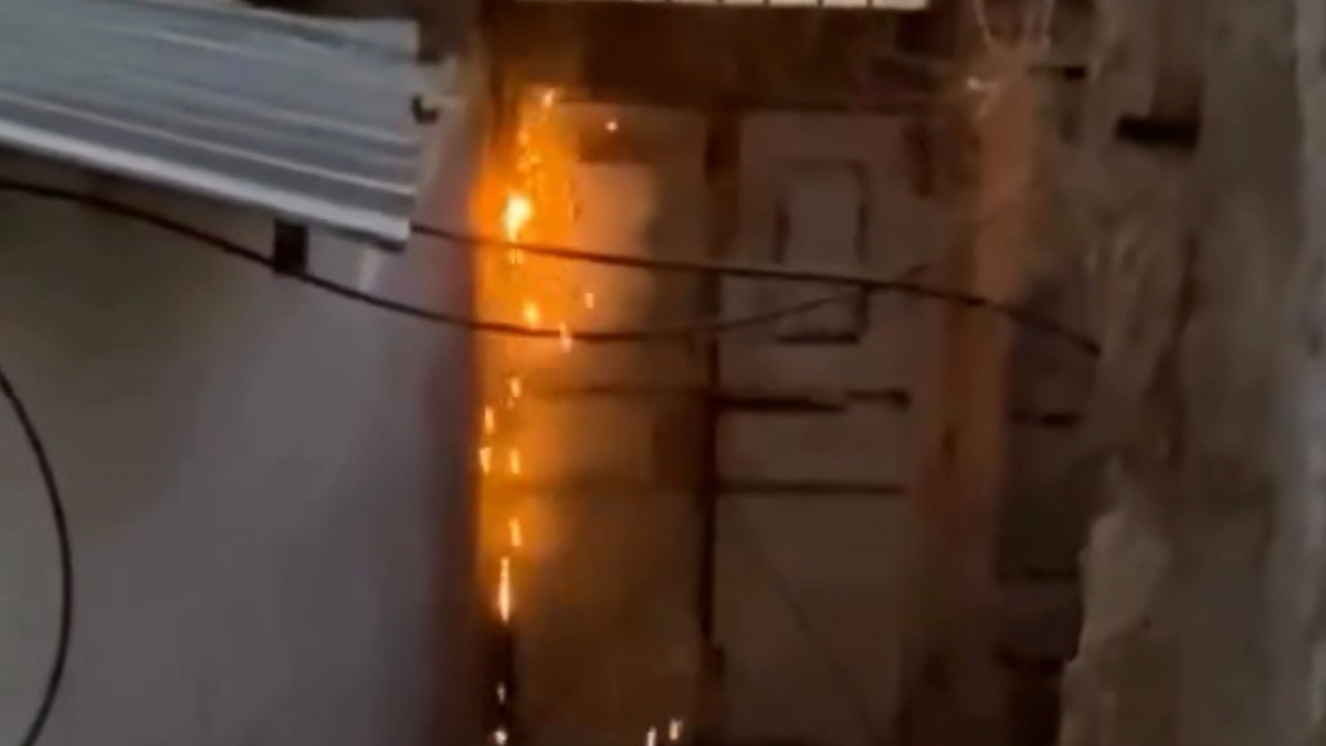 İsrail’den yeni taciz kampanyası: Filistinlilerin evlerinin ana kapılarını mühürlediler