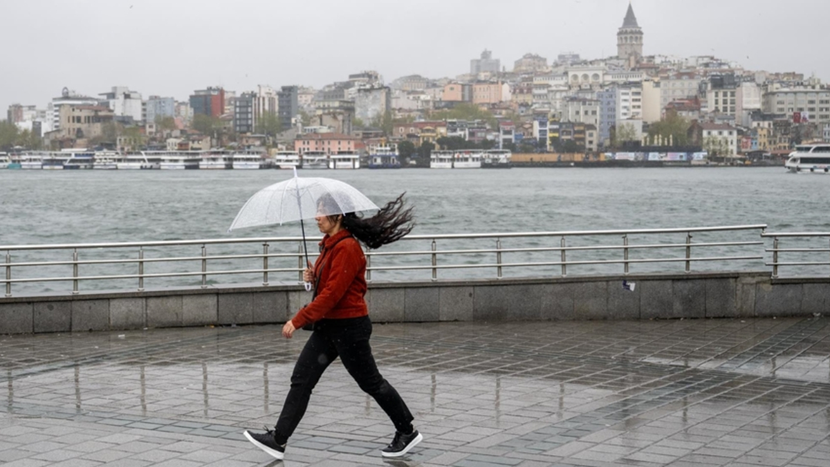 İstanbul ve çevresi için kuvvetli sağanak uyarısı: Meteoroloji gün verdi