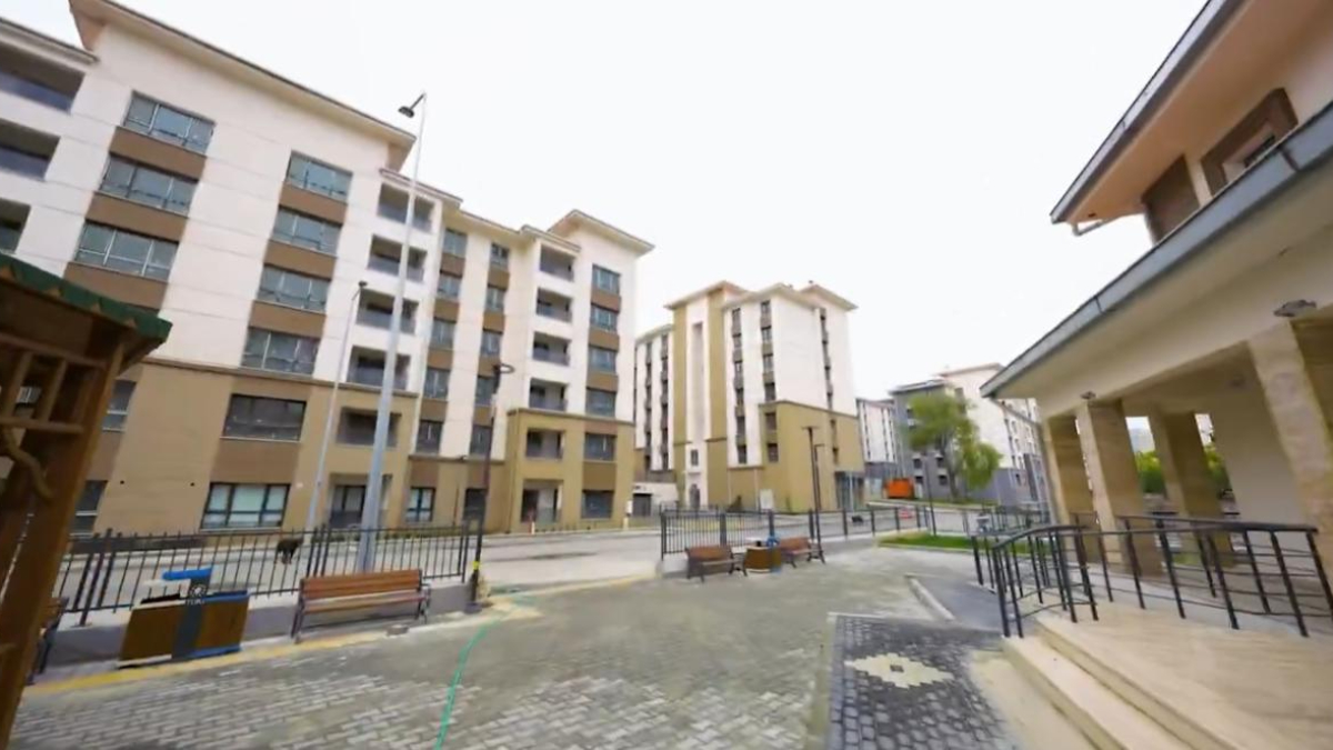 İstanbul’da kentsel dönüşümü tamamlanan konut ve iş yerleri teslim ediliyor