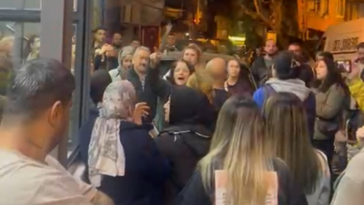 İstanbul’da tadilat nedeniyle kapatılan hastanenin personeline 7 aydır maaş ödemediği iddia edildi