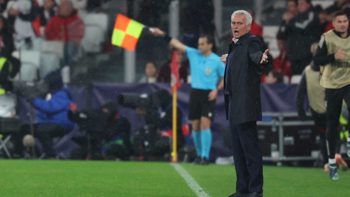 Jose Mourinho yine kazanamadı! Benfica, Bayer Leverkusen’e yenildi