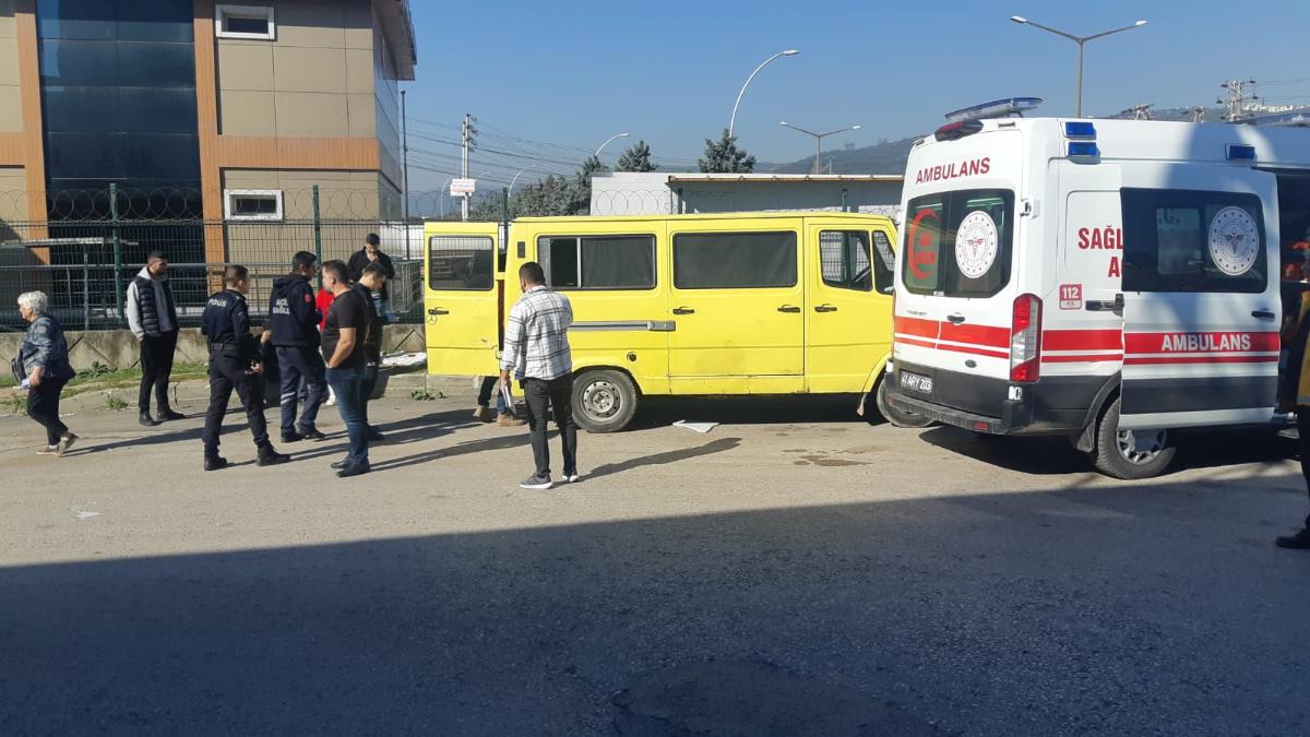 Kocaeli’de 7 yıldır yalnız yaşadığı minibüste zehirlenip öldü