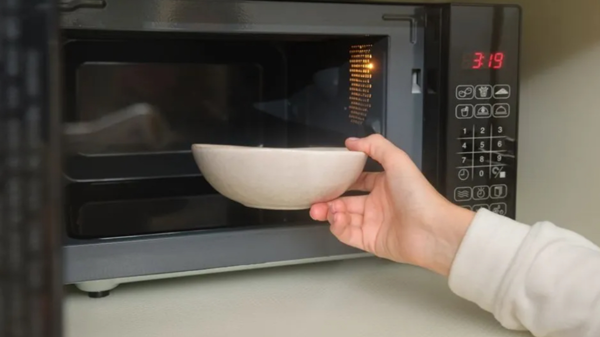 Mikrodalgada yapılan bu hatalar yangına yol açıyor