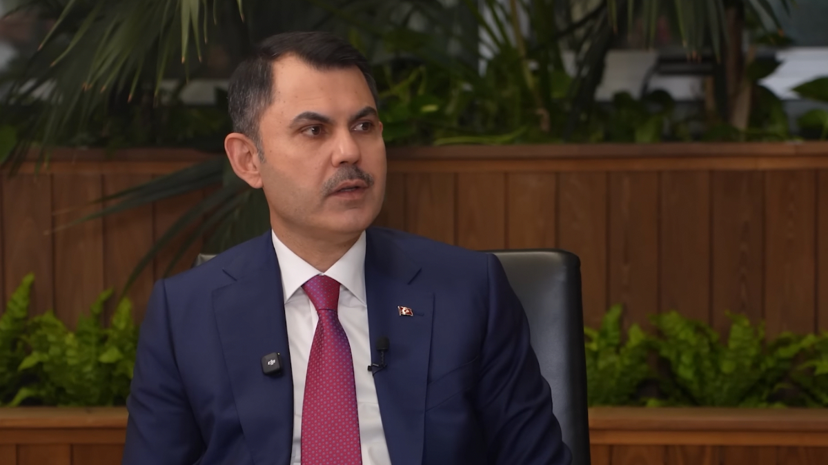 Murat Kurum: Yıl sonunda deprem bölgesinde 453 bin konutun tamamı teslim edilecek