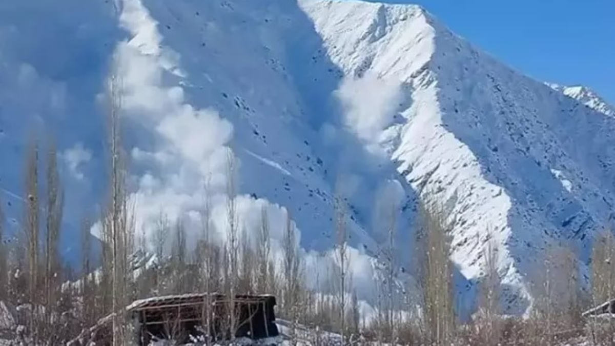 Nepal’de çığ düştü: 7 dağcı öldü