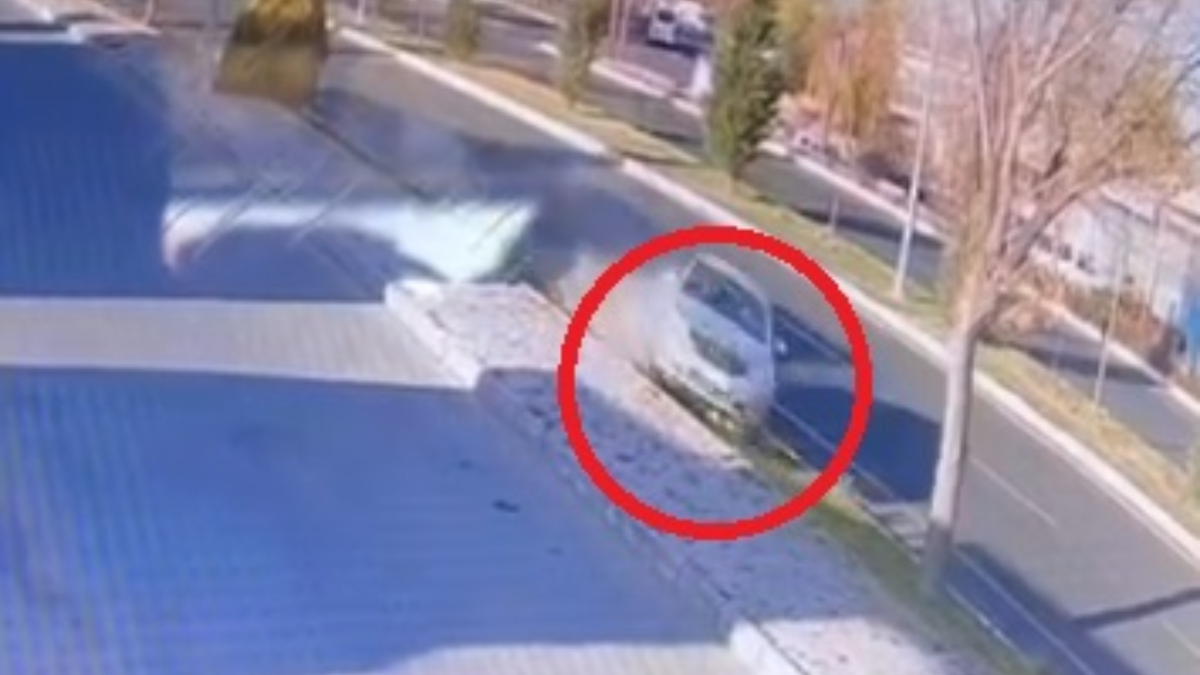 Nevşehir’de araç ikiye bölündü: 2 kişi hayatını kaybetti