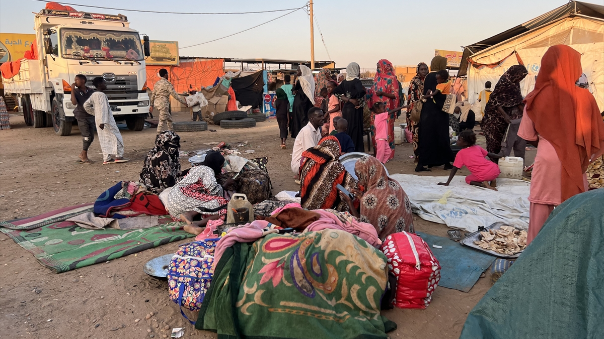 Sudan Devlet Başkanı: Faşir’de 2 günde 300 kadın öldürüldü