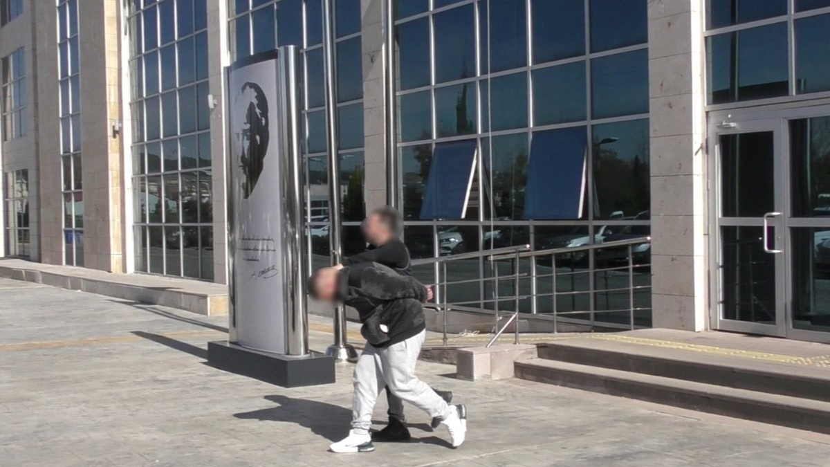 Uşak’taki uyuşturucu operasyonunda 4 şüpheli tutuklandı