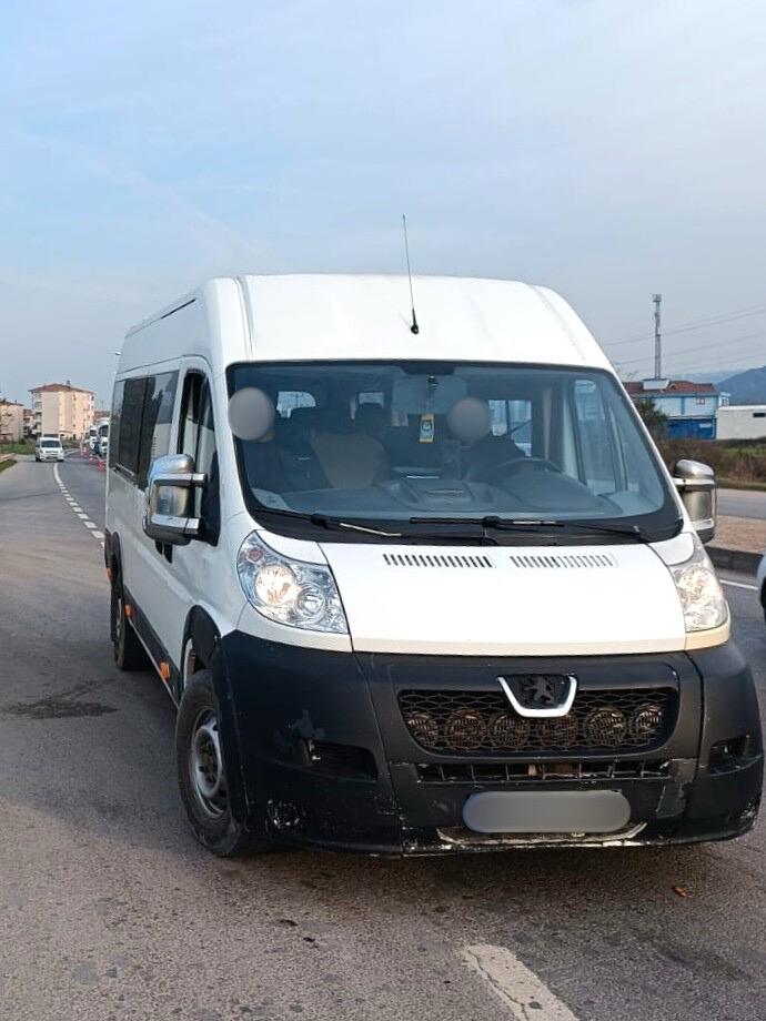 Yalova’da İzinsiz Personel Taşımacılığına Ceza: Araç 60 Gün Trafikten Men Edildi