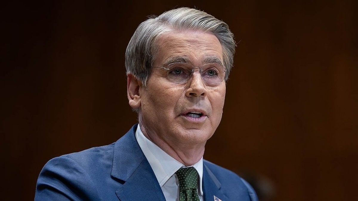 ABD Hazine Bakanı: İran’da rejimi değiştirdik