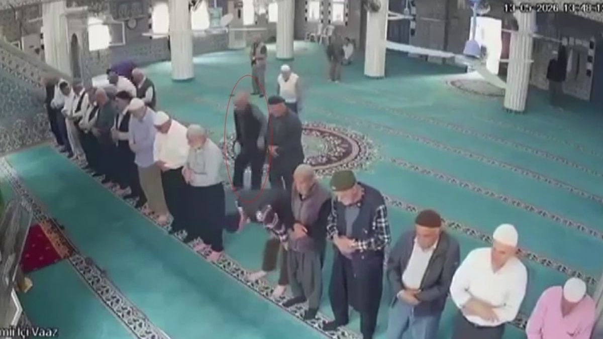 Adana’da camide kalp krizi geçiren yaşlı adamı imam hayata döndürdü