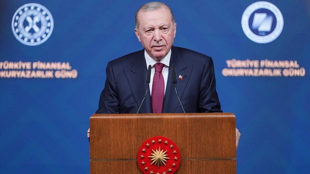 Cumhurbaşkanı Erdoğan’dan ‘Milli Aile Haftası’ mesajı