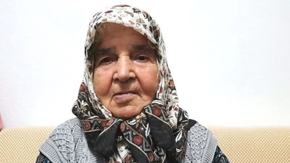 Denizli’de Osmanlı’nın son dönemini gören Hidaye teyze, 107 yaşında hayatını kaybetti